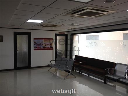 Commercial Commercial building for Rent in Jubilee Hills